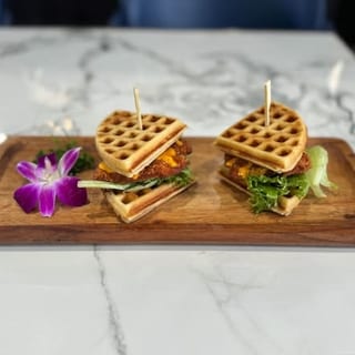 Chicken Waffle Sliders (10) (CATER)